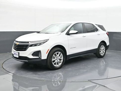 Used 2024 Chevrolet Equinox LT image 4