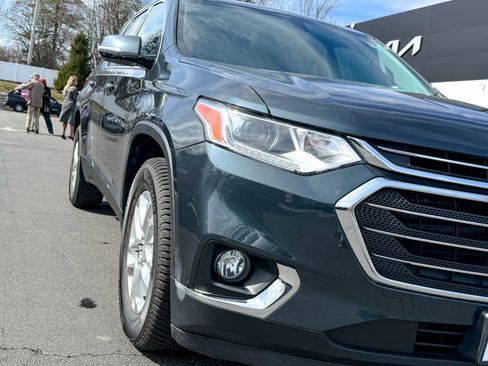 Used 2019 Chevrolet Traverse LT image 5