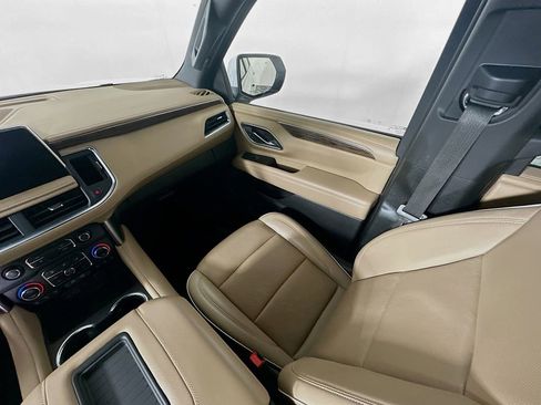 Used 2023 Chevrolet Tahoe Premier image 11