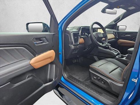 Used 2024 GMC Canyon AT4 w/ AT4 Premium Package image 18