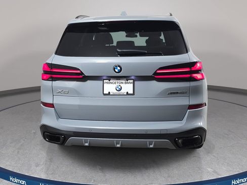 New 2026 BMW X5 xDrive40i w/ M Sport Package AWD/4WD image 6