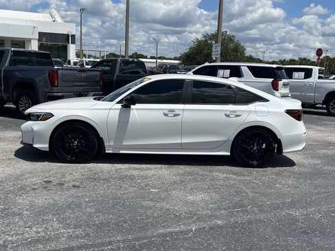 Used 2025 Honda Civic Sport image 6