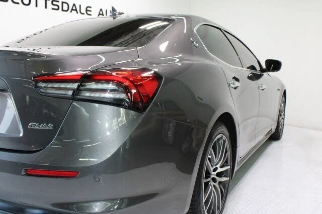 Used 2021 Maserati Ghibli S Q4 AWD/4WD image 39