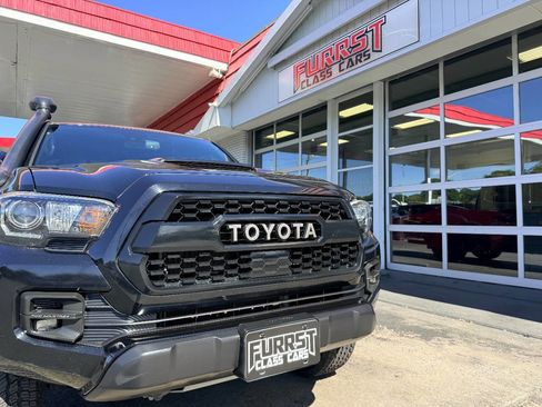 Used 2019 Toyota Tacoma TRD Pro image 14