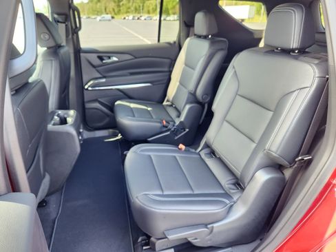 New 2026 Chevrolet Traverse LT w/ Midnight/Sport Edition image 8