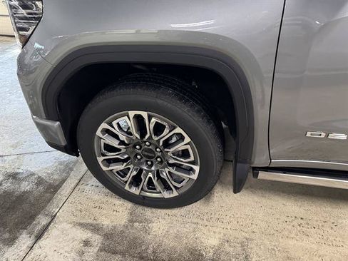 Certified 2025 GMC Sierra 1500 Denali Ultimate AWD/4WD image 10