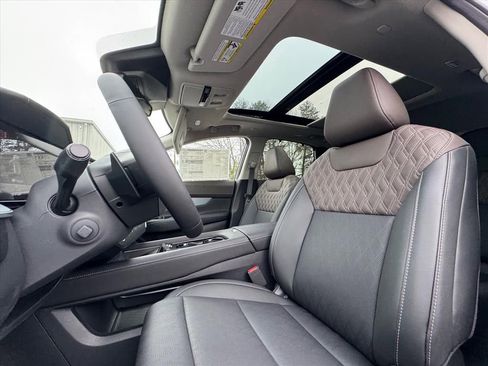 New 2026 Nissan Murano Platinum w/ Cargo Package image 17