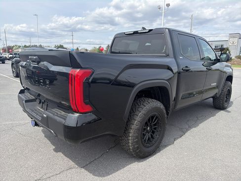 Used 2025 Toyota Tundra SR5 image 3