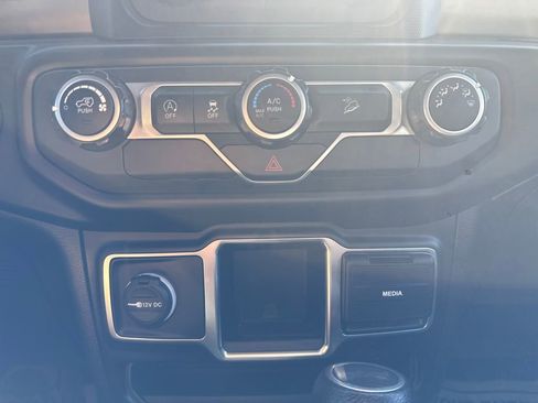 Used 2020 Jeep Wrangler Unlimited Sport AWD/4WD image 18