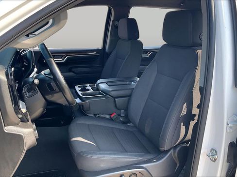 Used 2025 Chevrolet Silverado 1500 LT RWD image 8