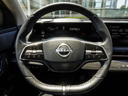 Used 2024 Nissan Ariya FWD image 15