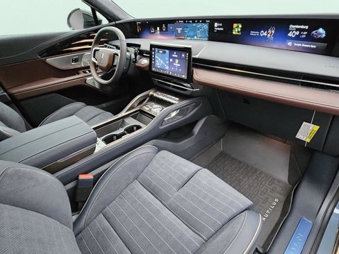 New 2026 Lincoln Nautilus Black Label image 15