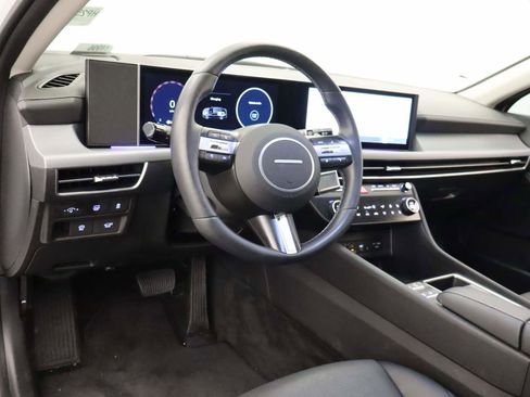 Used 2025 Hyundai Sonata Limited image 14