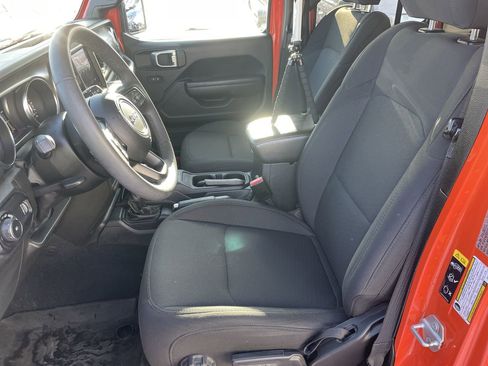 Used 2023 Jeep Wrangler Unlimited Sport image 11