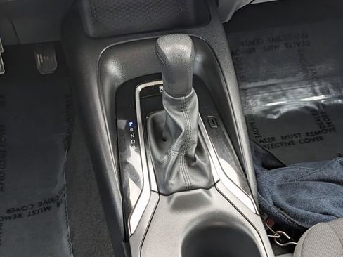 Used 2024 Toyota Corolla LE FWD image 13