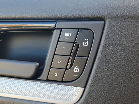 New 2026 Porsche Cayenne Coupe image 20