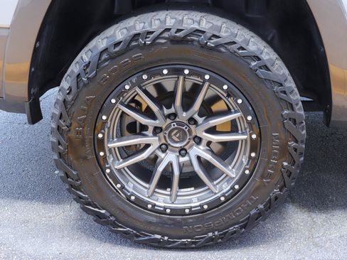 Used 2019 RAM 1500 Limited AWD/4WD image 36