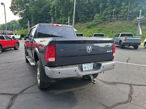 Used 2017 RAM 2500 Tradesman w/ Chrome Appearance Group AWD/4WD image 9