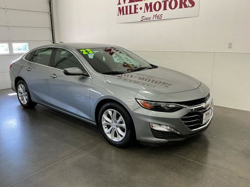 Used 2023 Chevrolet Malibu LT FWD image 1