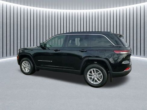 New 2025 Jeep Grand Cherokee Laredo X w/ Luxury Tech Group I image 14