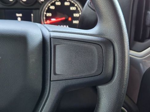 Used 2024 Chevrolet Silverado 2500 Custom w/ Custom Value Package image 30