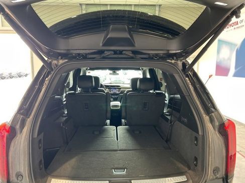 Used 2020 Cadillac XT6 Premium Luxury w/ LPO, Floor Liner Package image 15