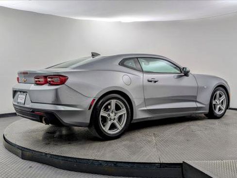 Used 2023 Chevrolet Camaro LT image 7