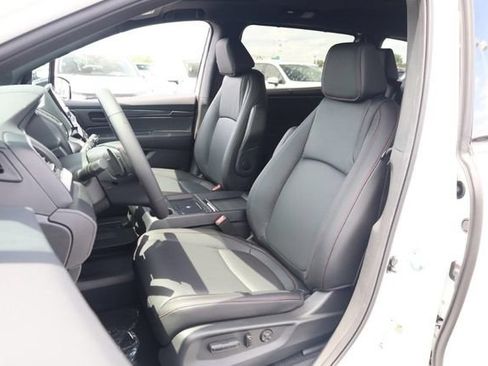 New 2026 Honda Odyssey Sport-L image 10