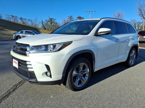 Used 2019 Toyota Highlander Limited Platinum image 9