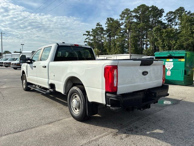 Used 2024 Ford F350 XL RWD image 5