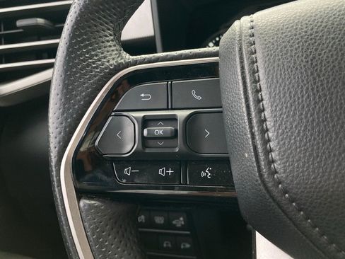 Used 2023 Toyota Tundra Limited image 14