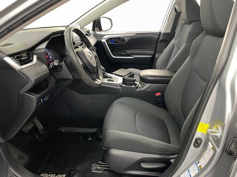 Used 2019 Toyota RAV4 LE w/ All Weather Liner Package AWD/4WD image 6