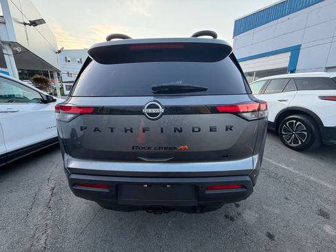 Used 2024 Nissan Pathfinder Rock Creek AWD/4WD image 4
