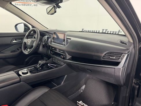 Used 2025 Nissan Rogue Rock Creek w/ Rock Creek Premium Package image 33