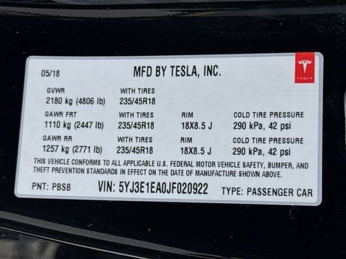 Used 2018 Tesla Model 3 Long Range RWD image 23