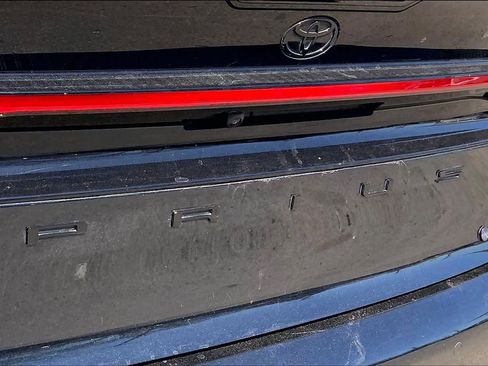 Used 2025 Toyota Prius image 29