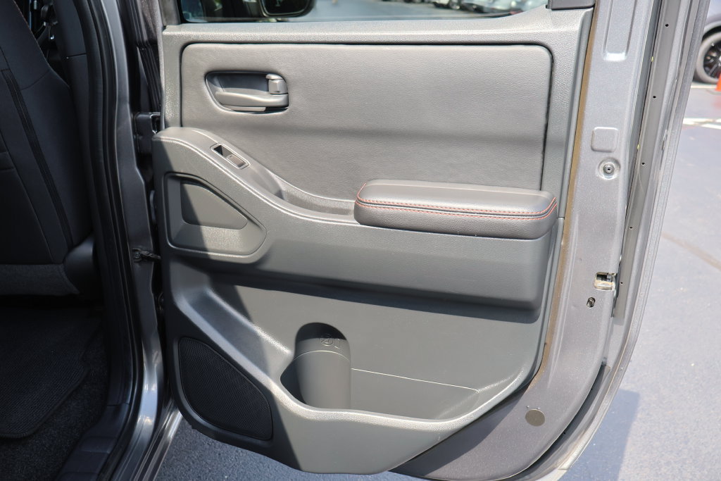Used 2026 Nissan Frontier PRO-4X AWD/4WD image 17