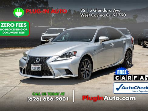 Used 2016 Lexus IS 200t w/ F Sport Package RWD image 3