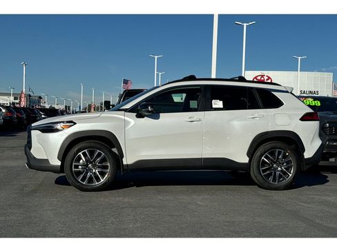 New 2026 Toyota Corolla Cross XLE image 7