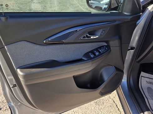 Used 2023 Chevrolet TrailBlazer LT image 14