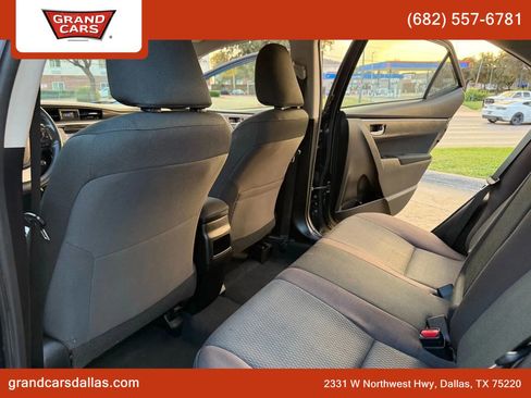 Used 2019 Toyota Corolla LE image 14