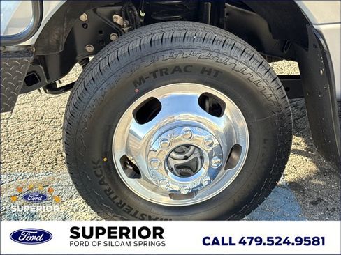 Used 2022 Ford F350 Lariat w/ Chrome Package image 16