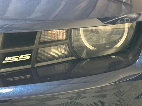 Used 2011 Chevrolet Camaro SS image 46