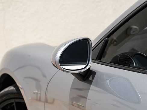 Used 2019 Porsche 718 Cayman RWD image 29