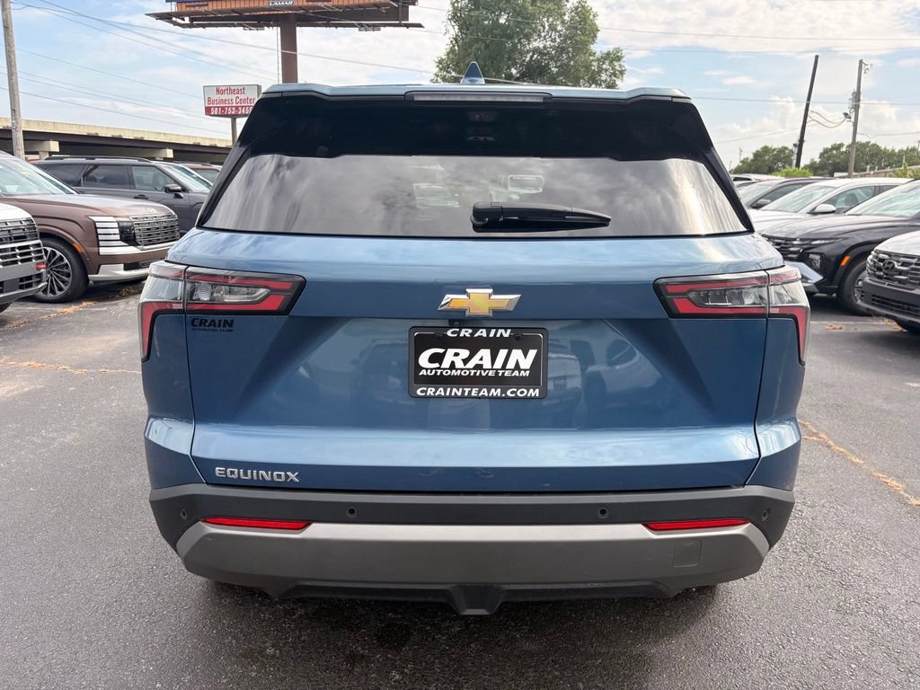 Used 2025 Chevrolet Equinox LT w/ Safety and Technology Package FWD image 6