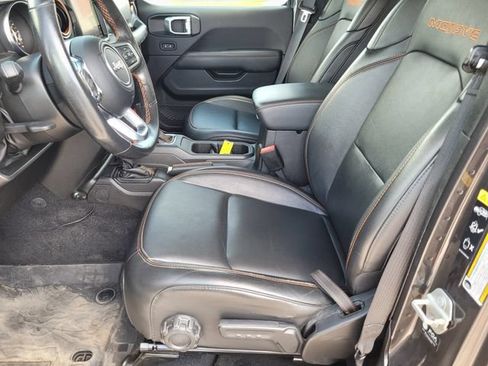Used 2023 Jeep Gladiator Mojave AWD/4WD image 23