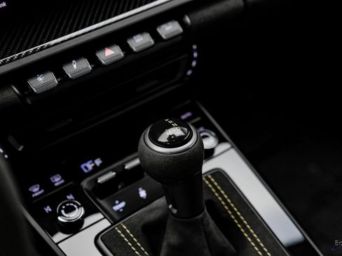 Used 2022 Porsche 911 GT3 image 59