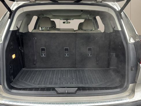 Used 2019 Subaru Ascent Limited w/ Popular Package #2A image 14