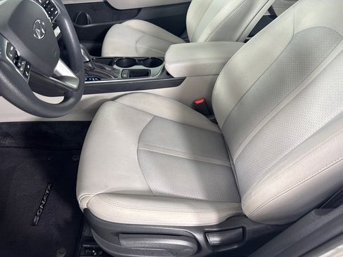 Used 2018 Hyundai Sonata SE image 13