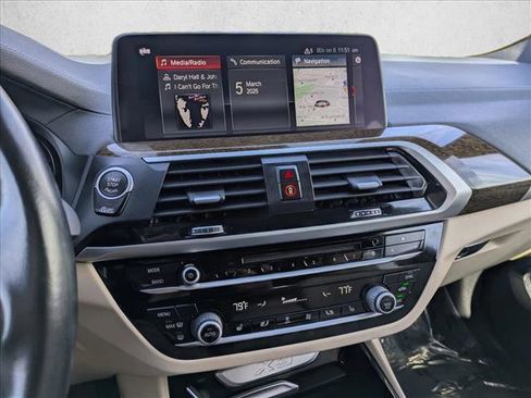 Used 2018 BMW X3 xDrive30i image 16